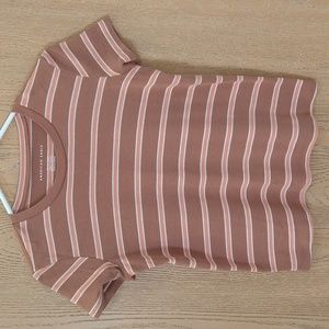 American Eagle Shirt ✨$5 SALE ~ 1/$5, 3/$10, or 5/$15✨